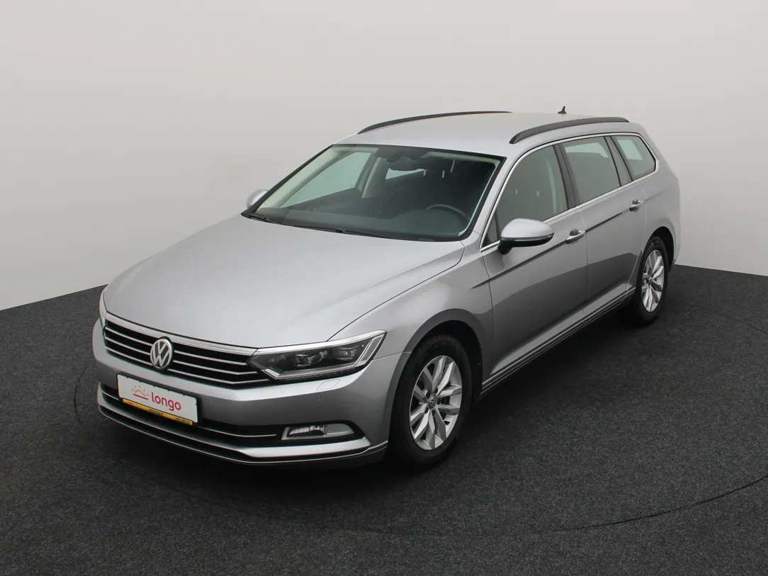 VOLKSWAGEN PASSAT B8 Comfortline Business