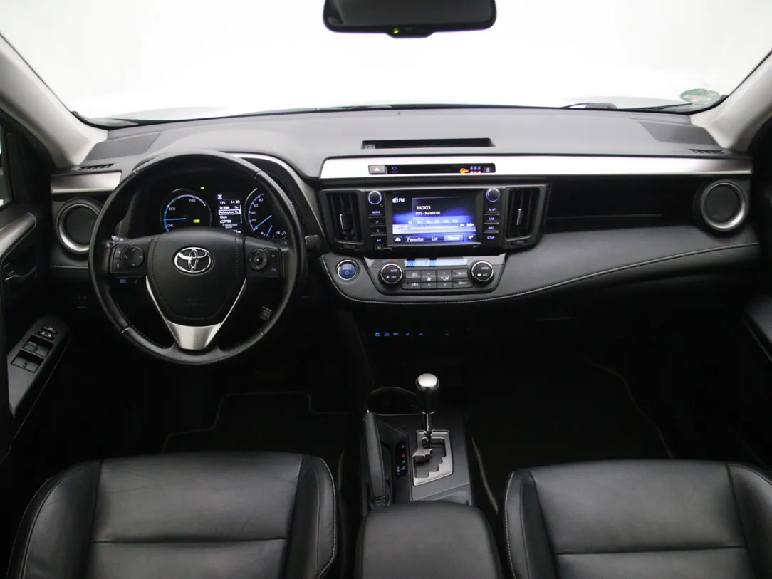 TOYOTA RAV 4 Executive Business