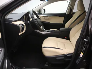 LEXUS NX300H Business Line Pro