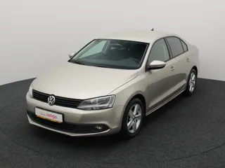 VOLKSWAGEN JETTA Life