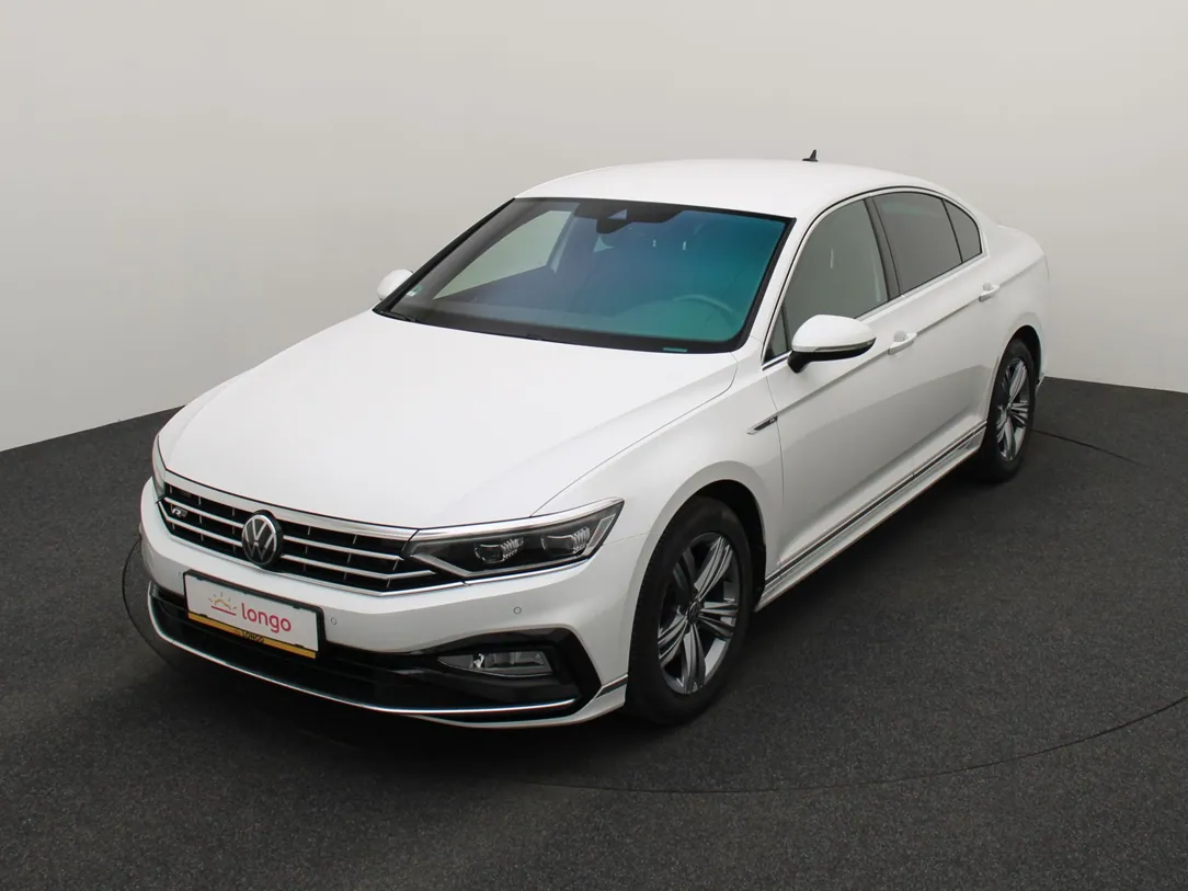 VOLKSWAGEN PASSAT B8 R-Line Business +