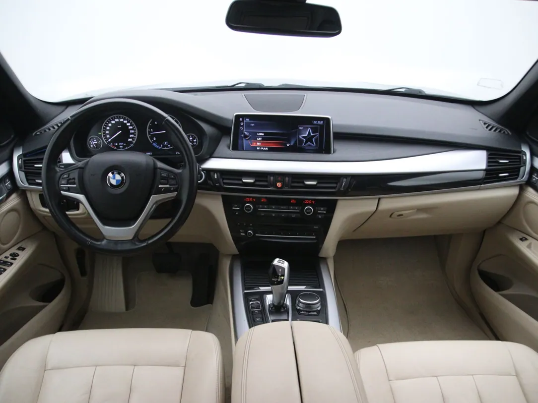 BMW X5 Luxury Line