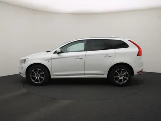 VOLVO XC60 Kinetic