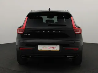 VOLVO XC40 R-Design