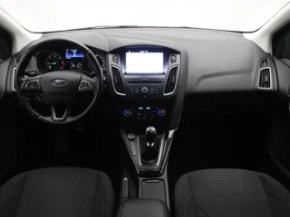 FORD FOCUS Titanium