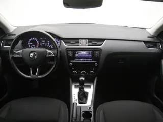 SKODA OCTAVIA Ambition
