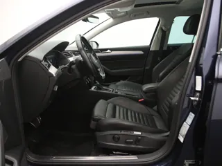 VOLKSWAGEN PASSAT B8 GTE Connected Series Plus