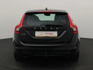 VOLVO V60 Momentum
