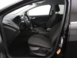 FORD FOCUS Titanium