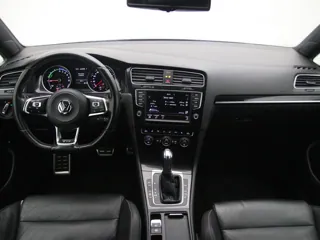 VOLKSWAGEN GOLF 7 GTE