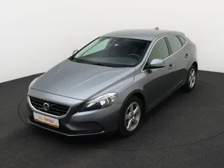VOLVO V40 Momentum Business