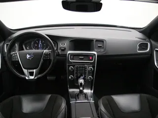 VOLVO V60 R-Design Business