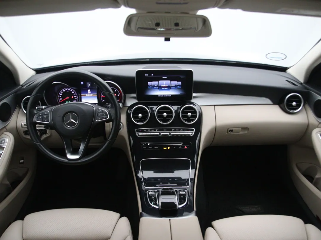 MERCEDES BENZ C220 Exclusive