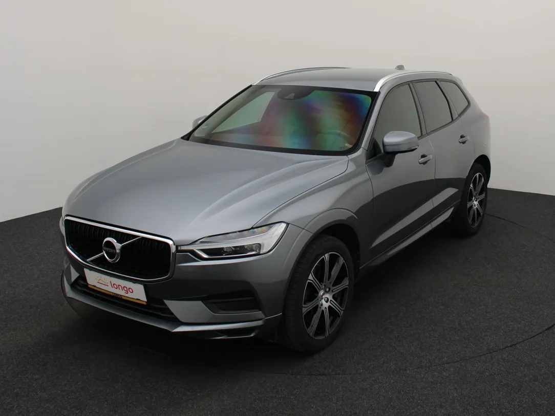 VOLVO XC60 Momentum