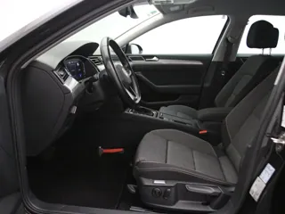 VOLKSWAGEN PASSAT B8 Business