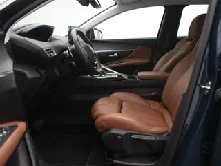 PEUGEOT 5008 Active Business