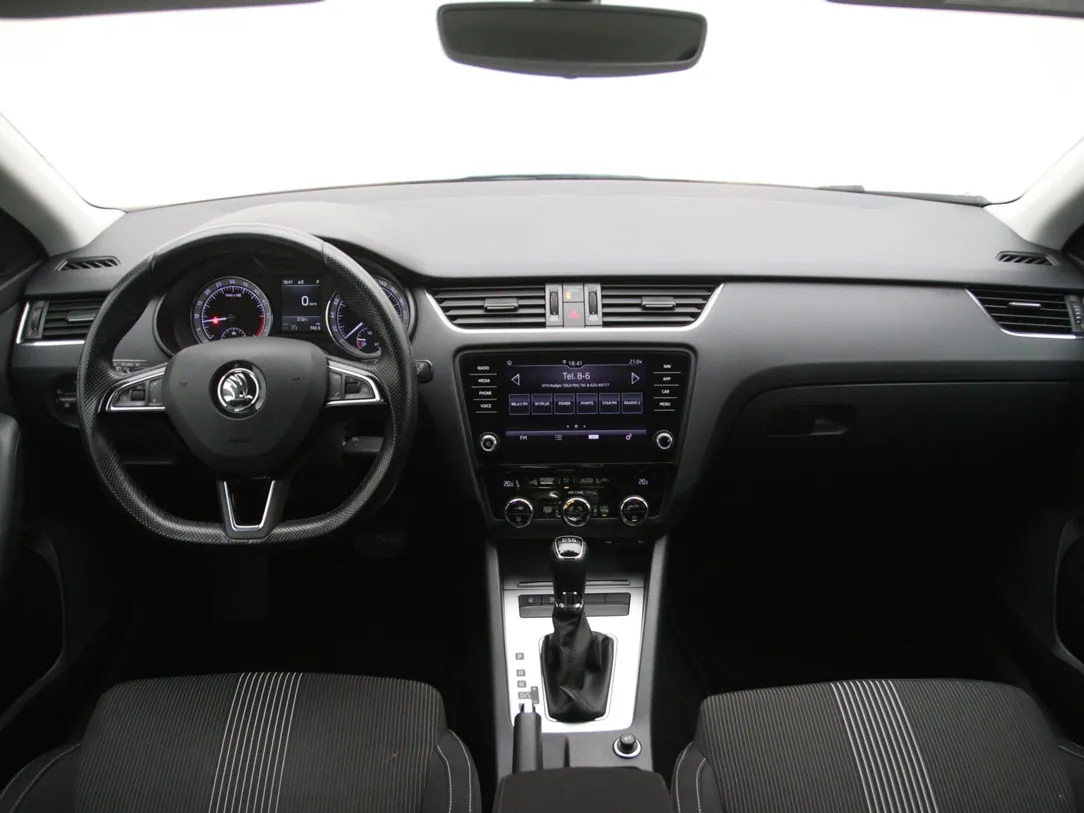 SKODA OCTAVIA Ambition