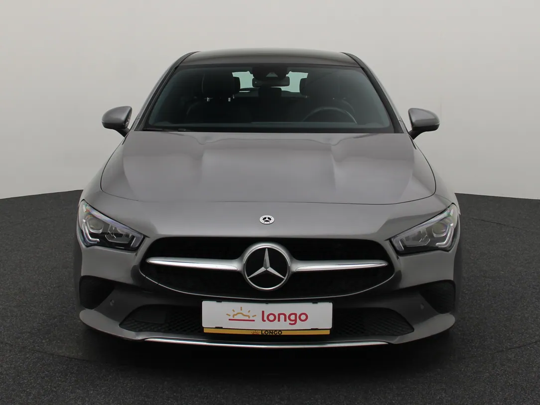 MERCEDES BENZ CLA200 Business Solution