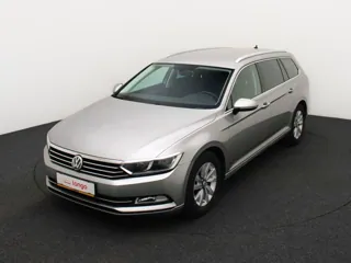 VOLKSWAGEN PASSAT B8 Connected Series
