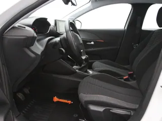 PEUGEOT 208 Active