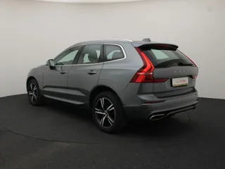 VOLVO XC60 R-DESIGN