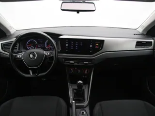VOLKSWAGEN POLO Comfortline