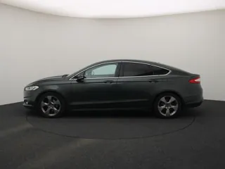 FORD MONDEO Titanium