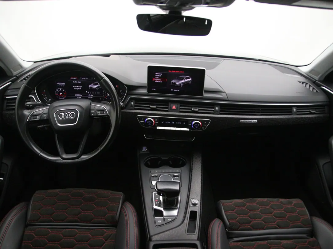 AUDI A4 Sport