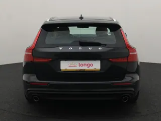 VOLVO V60 Momentum