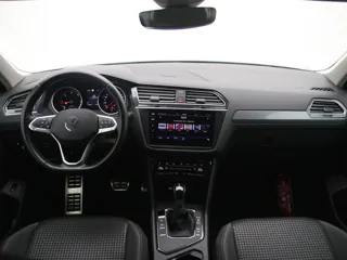 VOLKSWAGEN TIGUAN Active