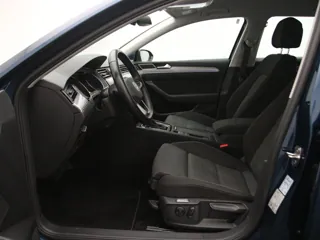 VOLKSWAGEN PASSAT B8 Style Business