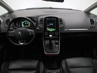 RENAULT SCENIC Bose