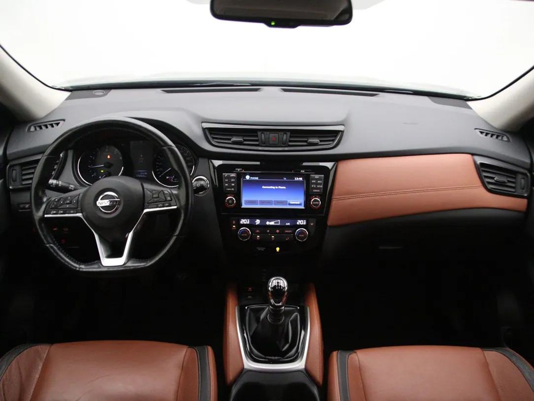 NISSAN X-TRAIL Tekna