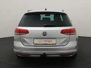 VOLKSWAGEN PASSAT B8 Highline