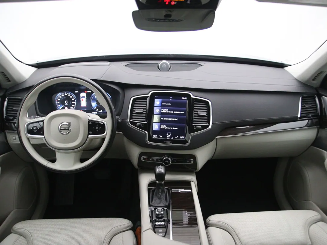VOLVO XC90 Inscription
