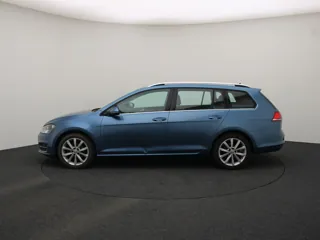 VOLKSWAGEN GOLF 7 Connected Series