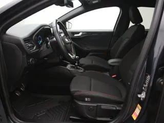 FORD FOCUS ST Line Business