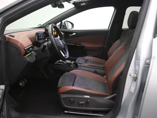 VOLKSWAGEN ID.4 77kWh Pro
