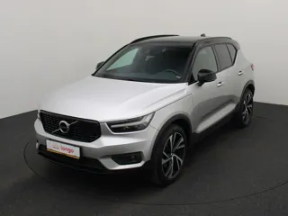 VOLVO XC40 R-Design
