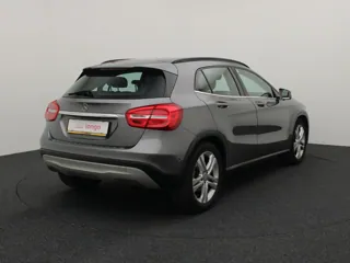 MERCEDES BENZ GLA250 Ambition