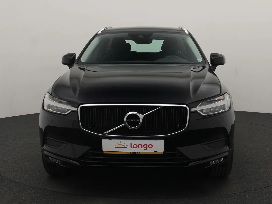 VOLVO XC60 Momentum