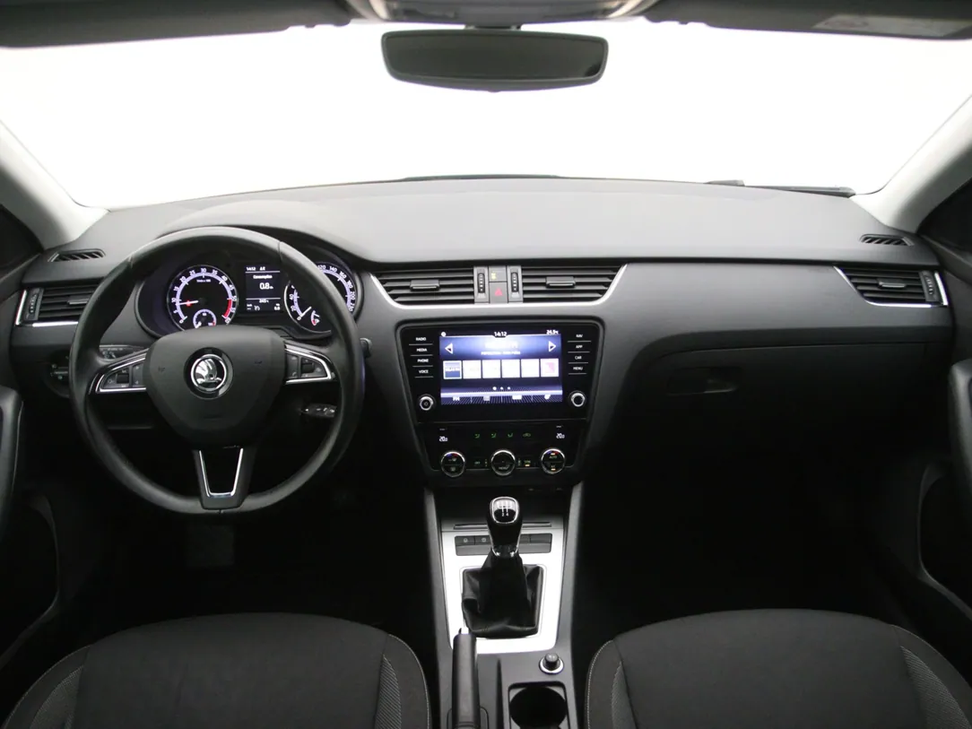 SKODA OCTAVIA Ambition Business