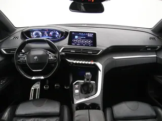 PEUGEOT 5008 GT-Line