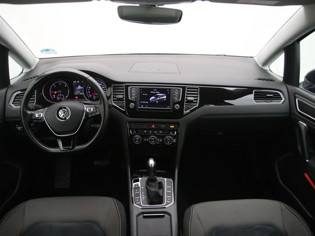 VOLKSWAGEN GOLF SPORTSVAN Highline