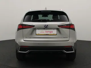 LEXUS NX300H Luxury Line