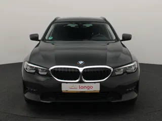 BMW 318 MHEV