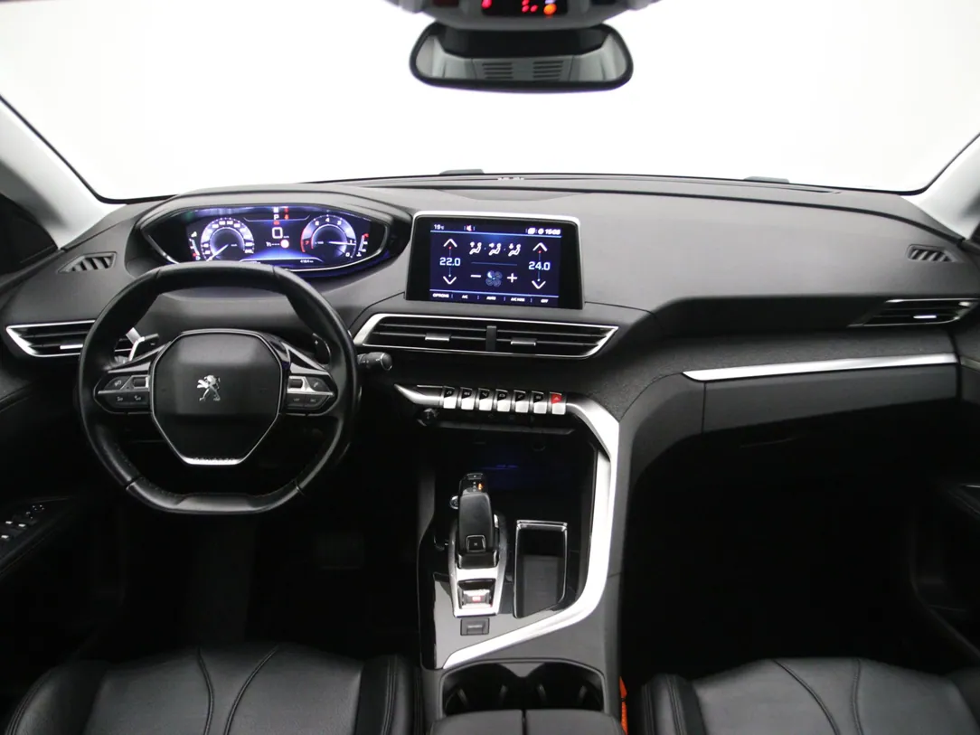 PEUGEOT 5008 Premium