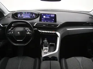 PEUGEOT 5008 Allure
