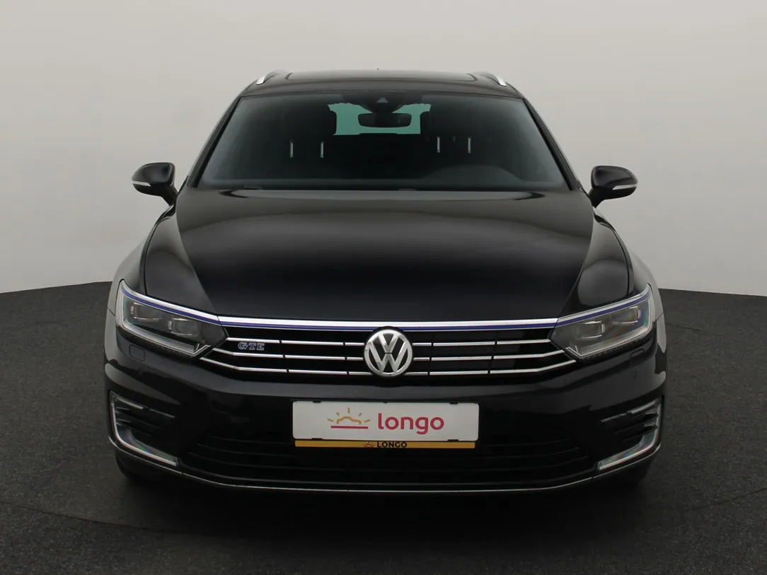 VOLKSWAGEN PASSAT B8 Highline