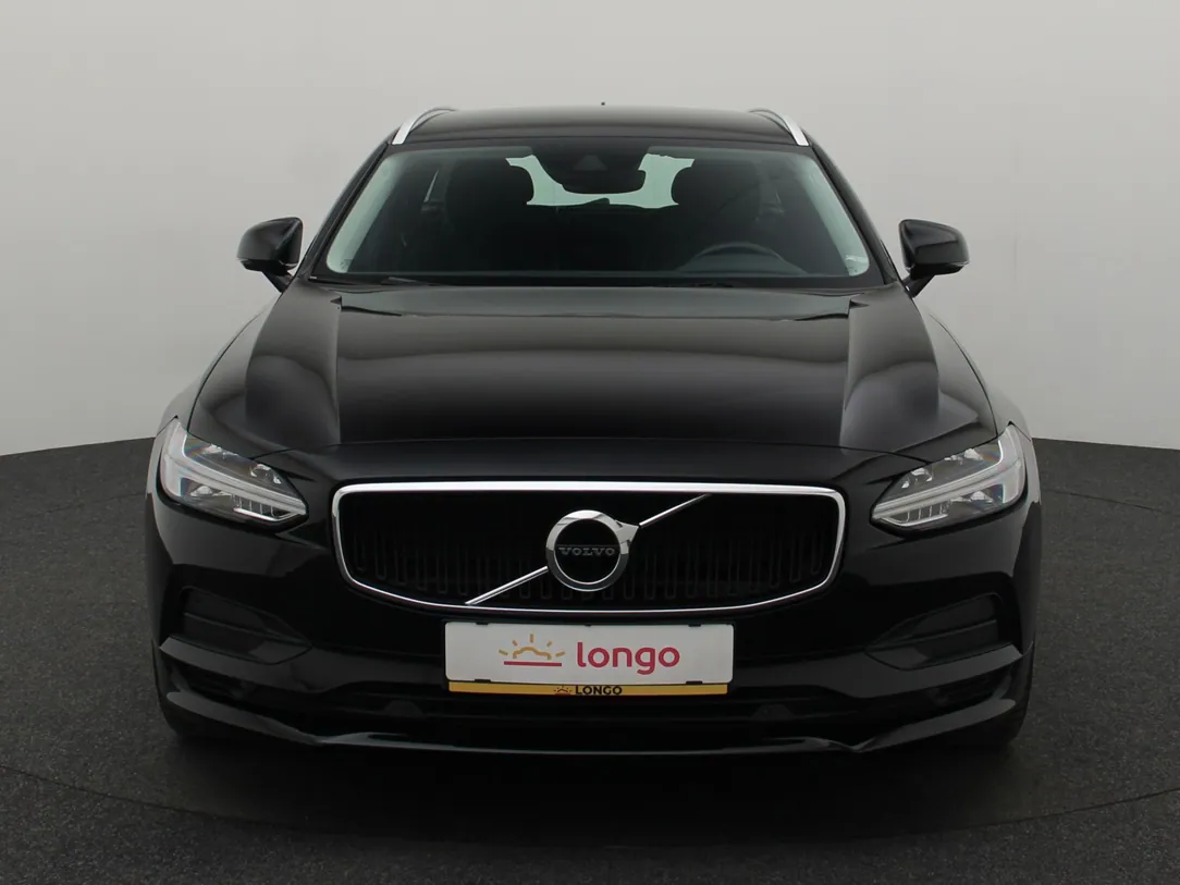 VOLVO V90 Momemtum